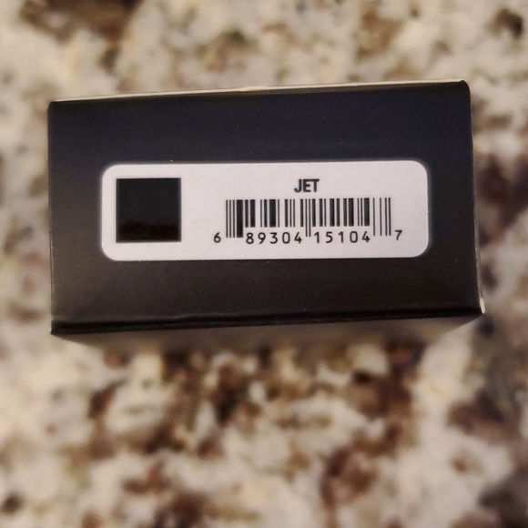 Waterproof Creme Color - Picture 2 of 2